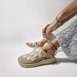 Women's Canyon Woven Clog