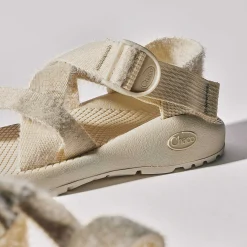 Women's Mega Z Wide-Strap Classic Fuzzy