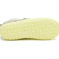 Women's Ramble Rugged Canvas Shoe